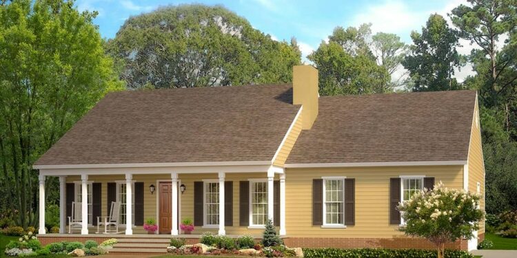 Split-Bedroom Country Ranch