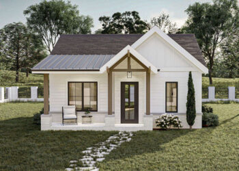 Cottage Plan — 651 Sq Ft, 1 Bedroom & 1 Bathroom