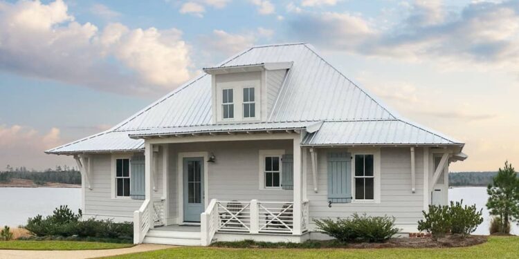 Exclusive Southern Cottage with Grand Screened Porch (Approx. 1,376 Sq. Ft.)