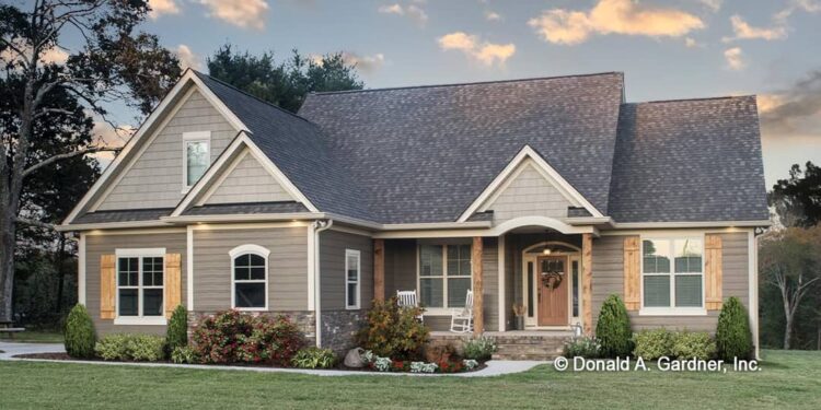 Arts-&-Crafts Style Home with Split-Bedroom Layout — (1,473 Sq Ft + Bonus)