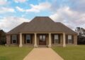 Southern Home Plan with Open Layout – 1,976 sq ft • 3 Beds & 2 Baths