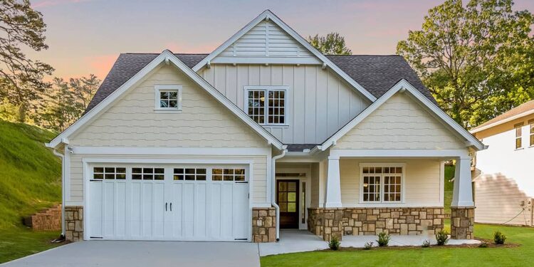 Craftsman Cottage with Flexible Bedrooms — 1,912 Sq Ft