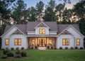 2827 sq ft 4-Bed Modern Farmhouse Plan with Flexible Loft/Bonus Spaces