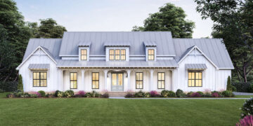 2534 sq ft Modern Farmhouse Plan with 4 Bedrooms and 3.5 Bathrooms